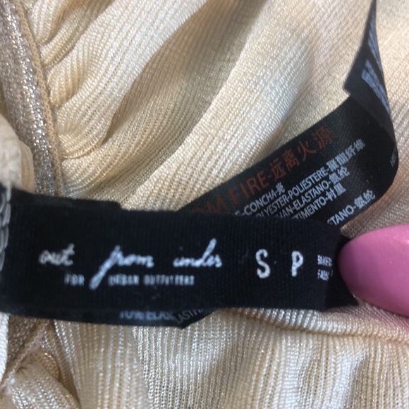 Halter Top - Picture 5 of 16